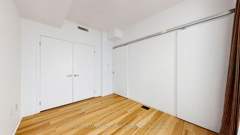 Photo 18 at 4407 - 38 Grenville Street, Bay Street Corridor, Toronto