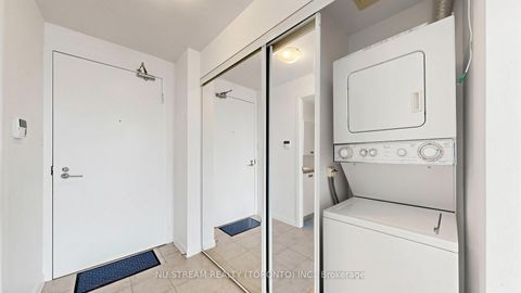 Photo 23 at 4407 - 38 Grenville Street, Bay Street Corridor, Toronto