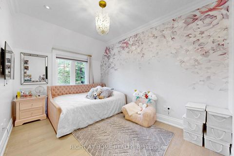 Photo 18 at 377 Brooke Avenue, Nortown, Toronto