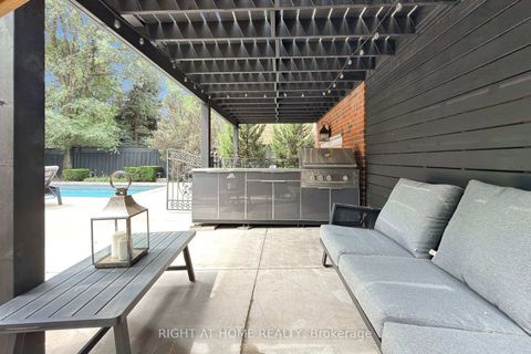 Photo 40 at 377 Brooke Avenue, Nortown, Toronto