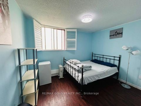 Photo 4 at 814 - 50 Lotherton Parkway, Glen Park, Toronto