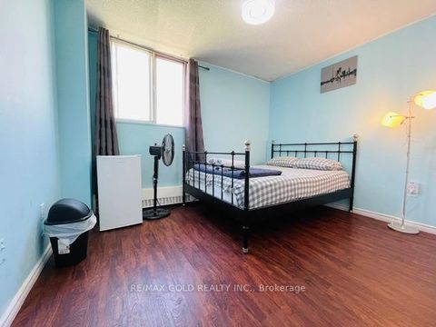 Photo 9 at 814 - 50 Lotherton Parkway, Glen Park, Toronto