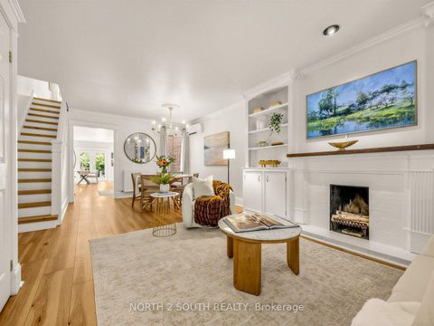 Photo 3 at 47 Bellefair Avenue, The Beaches, Toronto