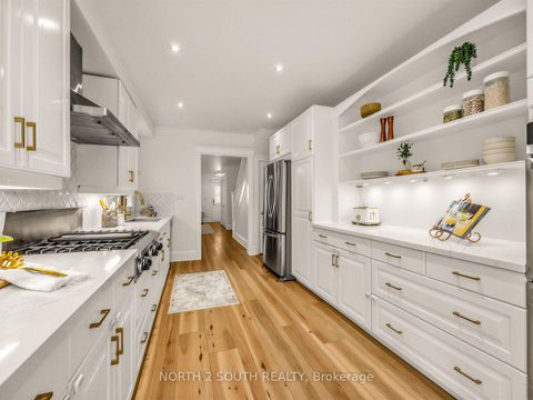 Photo 16 at 47 Bellefair Avenue, The Beaches, Toronto