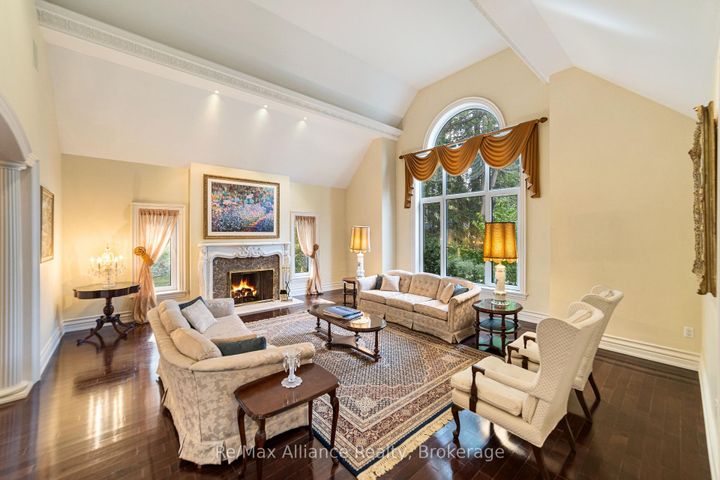 Photo 7 at 1024 Linbrook Road, MO Morrison, Oakville