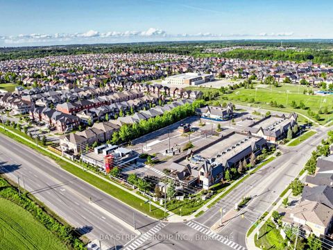Photo 41 at 27 Wagon Wheel Crescent, Jefferson, Richmond Hill