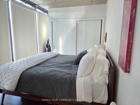 Photo 9 at 2107 - 224 King Street W, Waterfront Communities C1, Toronto