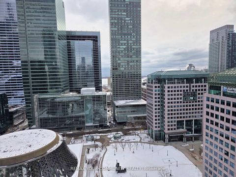 Photo 12 at 2107 - 224 King Street W, Waterfront Communities C1, Toronto