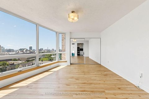 Photo 5 at 1710 - 1055 Bay Street, Bay Street Corridor, Toronto