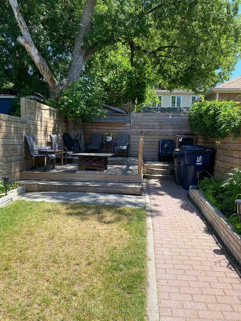 Photo 11 at 1263 Woodbine Avenue, Lumsden, Toronto