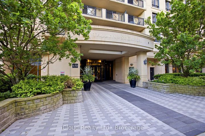 Photo 2 at Ph16 - 650 Sheppard Avenue E, Bayview Village, Toronto