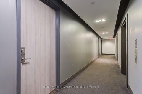 Photo 4 at 3704 - 70 Distillery Lane, Waterfront Communities C8, Toronto