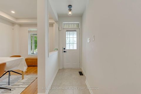 Photo 4 at 54 Dairy Drive, Birchmount, Toronto