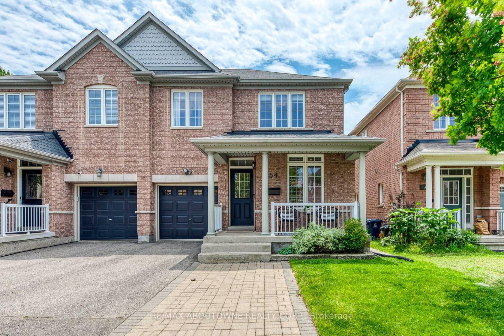 54 Dairy Drive, Birchmount, Toronto photo 1