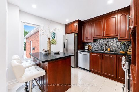 Photo 9 at 42 Marsdale Crescent, Rouge E11, Toronto
