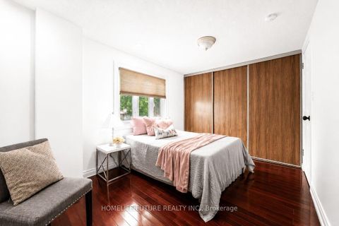 Photo 12 at 42 Marsdale Crescent, Rouge E11, Toronto