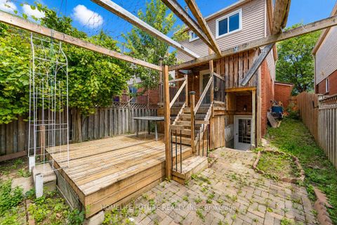 Photo 23 at 42 Marsdale Crescent, Rouge E11, Toronto
