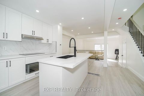 Photo 10 at 25 Nabob Crescent, Malvern, Toronto