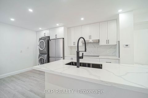 Photo 12 at 25 Nabob Crescent, Malvern, Toronto