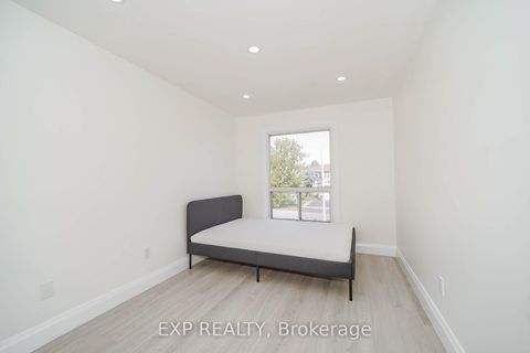 Photo 33 at 25 Nabob Crescent, Malvern, Toronto