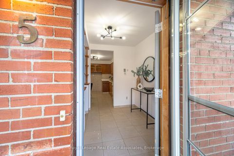 Photo 4 at 5 Rosewood Avenue, Queensway, Toronto