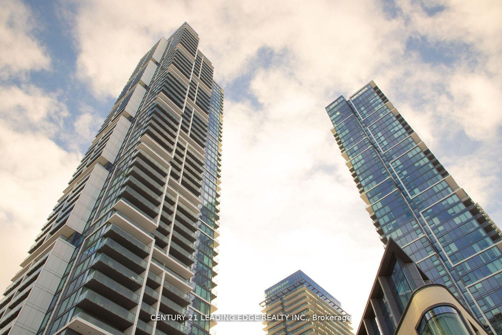 PH10 - 7890 Jane Street, Vaughan Corporate Centre, Vaughan photo number 2