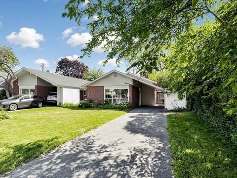 Photo 2 at 29 Orton Park Road, Morningside, Toronto