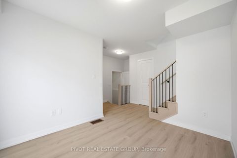 Photo 7 at 46 Danielle Moore Circle, Bendale, Toronto