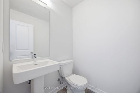 Photo 20 at 46 Danielle Moore Circle, Bendale, Toronto