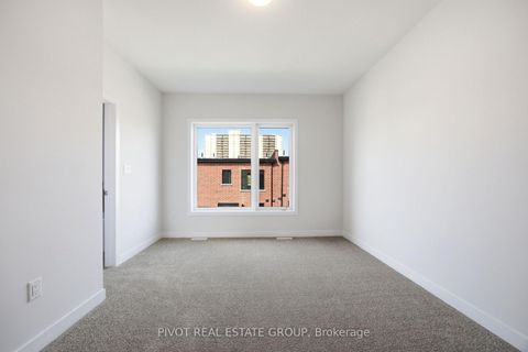 Photo 21 at 46 Danielle Moore Circle, Bendale, Toronto