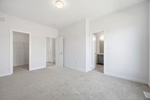 Photo 23 at 46 Danielle Moore Circle, Bendale, Toronto