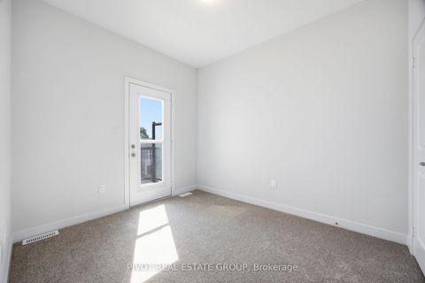 Photo 29 at 46 Danielle Moore Circle, Bendale, Toronto