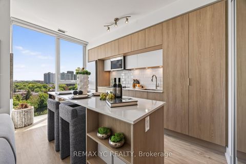 Photo 4 at 801 - 1 Belsize Drive, Mount Pleasant West, Toronto