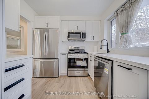 Photo 8 at 73 Berkinshaw Crescent, Don Mills, Toronto