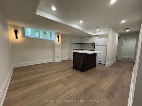 Photo 21 at 73 Berkinshaw Crescent, Don Mills, Toronto