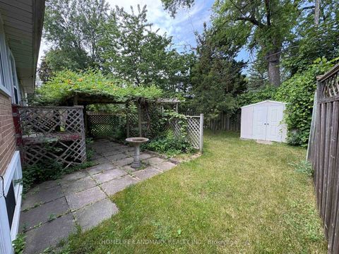 Photo 24 at 73 Berkinshaw Crescent, Don Mills, Toronto