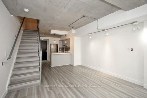 Photo 3 at 104 - 55 Stewart Street, Waterfront Communities C1, Toronto