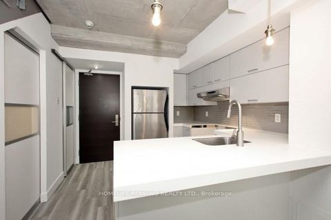Photo 8 at 104 - 55 Stewart Street, Waterfront Communities C1, Toronto