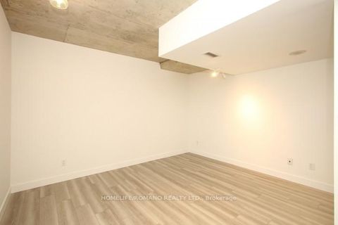 Photo 11 at 104 - 55 Stewart Street, Waterfront Communities C1, Toronto