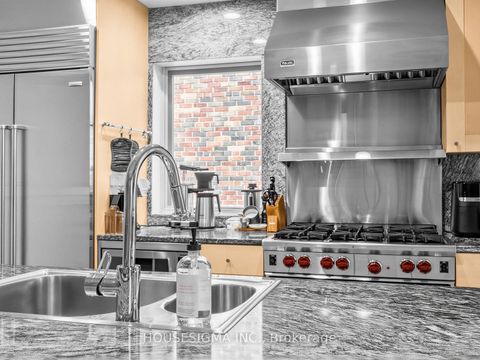 Photo 11 at 19 Parklea Drive, Leaside, Toronto