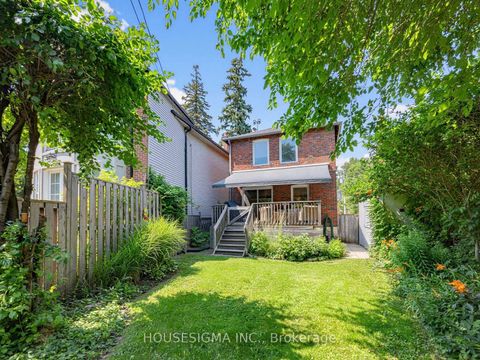 Photo 31 at 19 Parklea Drive, Leaside, Toronto