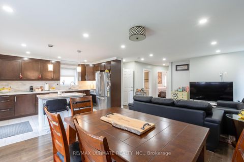 Photo 9 at 14 Nordale Crescent, Amesbury, Toronto
