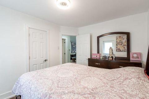 Photo 16 at 14 Nordale Crescent, Amesbury, Toronto