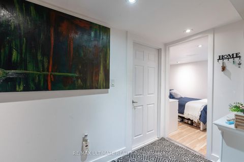 Photo 22 at 14 Nordale Crescent, Amesbury, Toronto