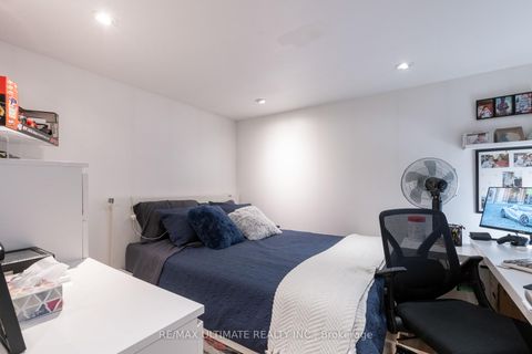 Photo 23 at 14 Nordale Crescent, Amesbury, Toronto