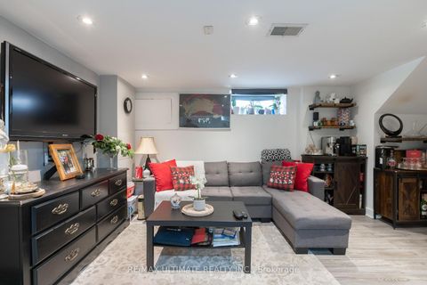 Photo 31 at 14 Nordale Crescent, Amesbury, Toronto