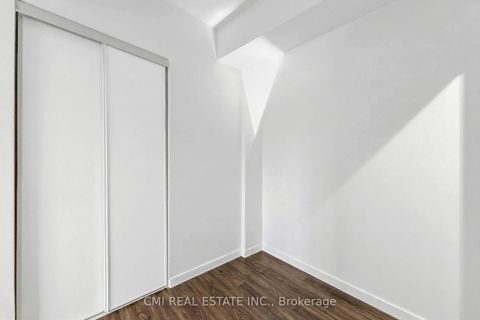 Photo 6 at 3207 - 319 Jarvis Street, Moss Park, Toronto