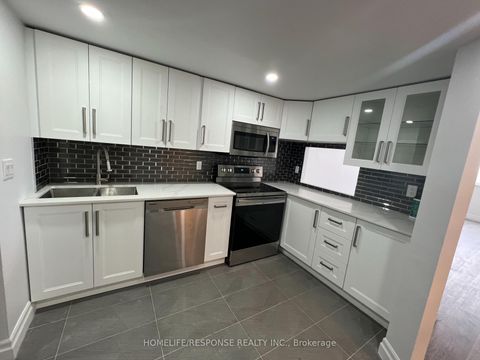 Photo 4 at 1709 - 2466 EGLINTON Avenue E, Eglinton East, Toronto