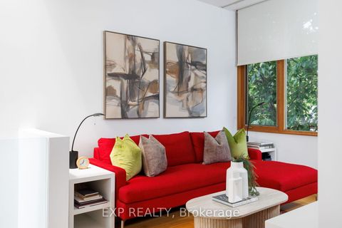 Photo 40 at 639 Wellington Street W, Niagara, Toronto