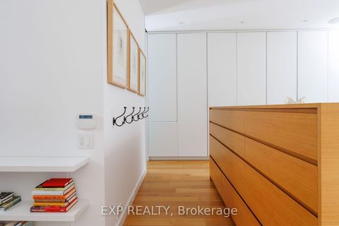 Photo 41 at 639 Wellington Street W, Niagara, Toronto